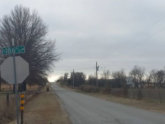 5th image of 396560 W 4100th Rd