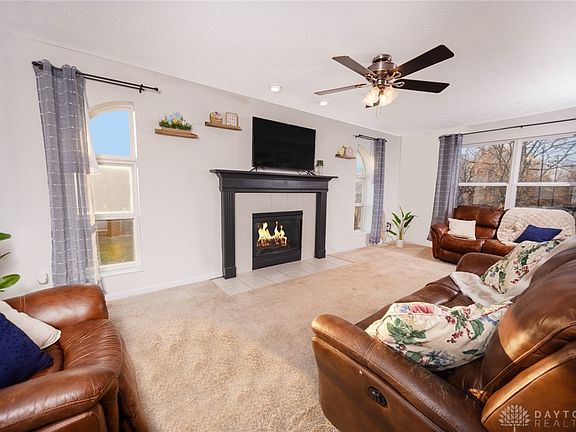 4th image of 5699 Sebastian Ln