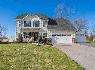 1006 Warters Cv, Victor, NY 14564