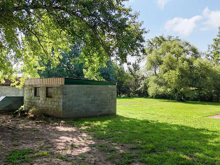 2915 Sidonia Rd — Photo 18