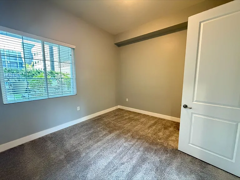 Axis 2300 Apartments — Photo 62