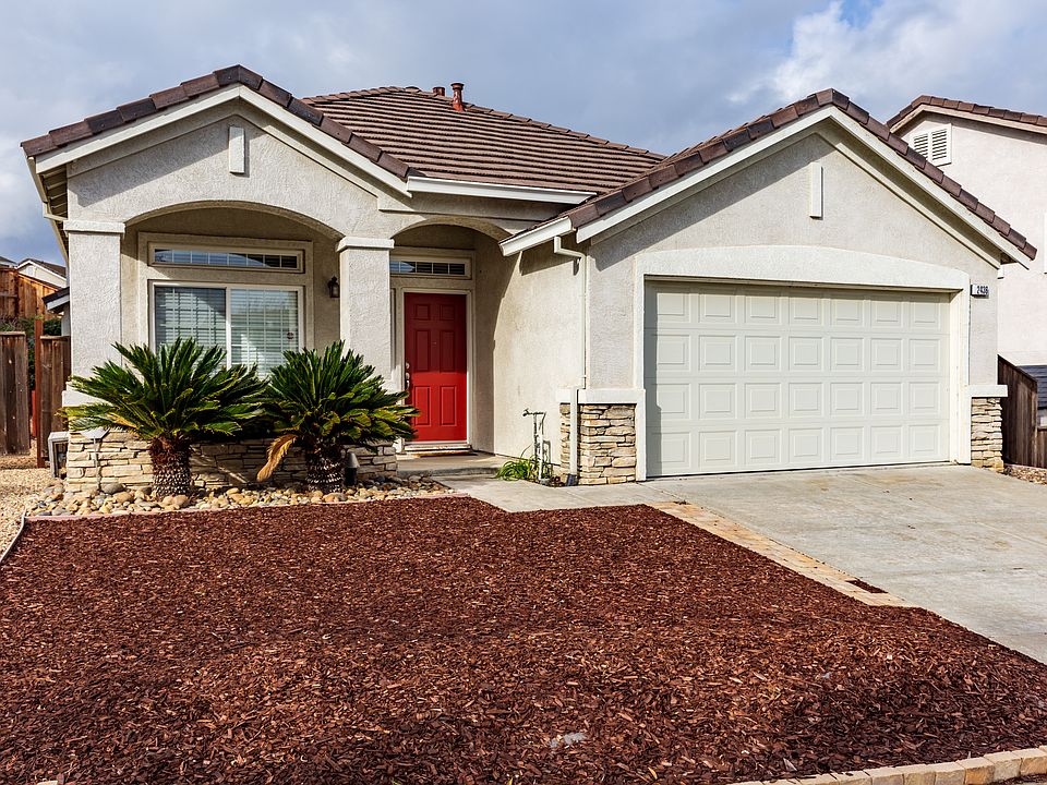 1st image of 2436 Woodhill Dr