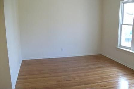 4th image of 7804 S Kingston Ave #2