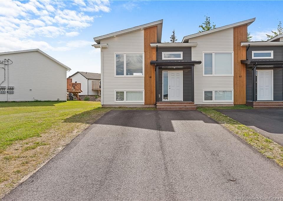 1st image of 65 Aime St