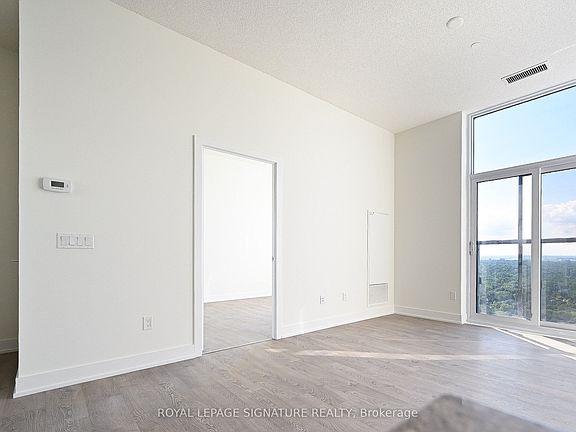 5th image of 7 Mabelle Ave #3203