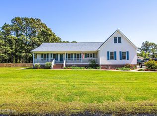 401 Mallard Ct, Beaufort, NC 28516