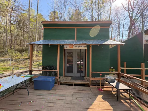 1199 Rawlings Rd, Manchester, KY 40962