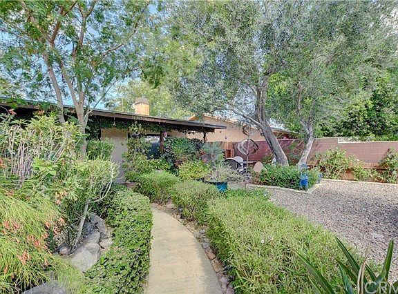 4th image of 31305 Avenida El Pueblo