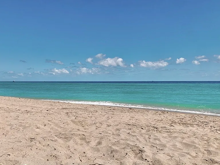 3505 S Ocean Dr #1105 — Photo 29