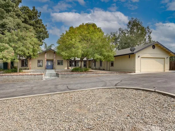 17323 Anaconda Rd, Madera, CA 93636