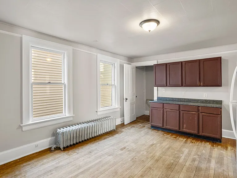 1314 S 12th St — Photo 12