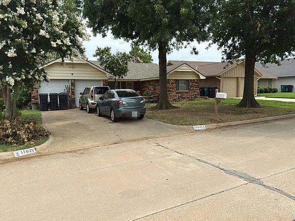 3rd image of 11025 Coachmans Rd