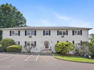 47 Valley Rd #B3, Cos Cob, CT 06807