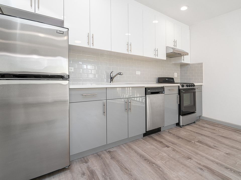 1st image of 14-45 31st Ave #1R