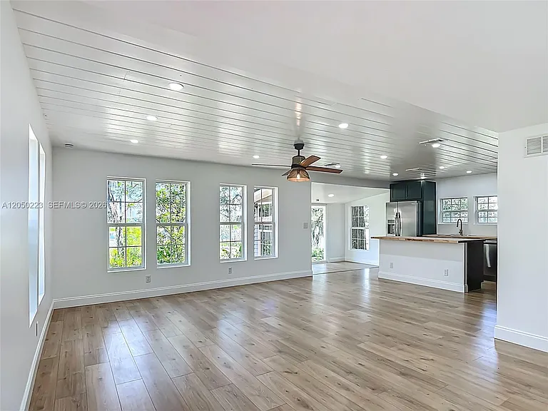 8781 S Lakeshore Dr — Photo 14