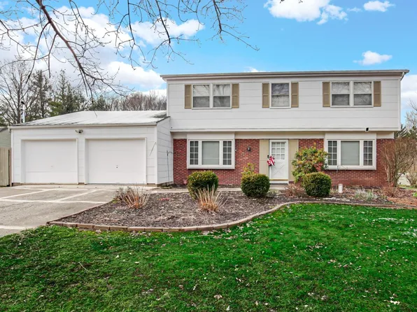 1270 Arbutus Dr, Chesterton, IN 46304