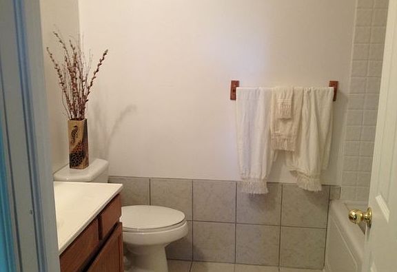 2nd image of 2459 E Cinnabar Ln