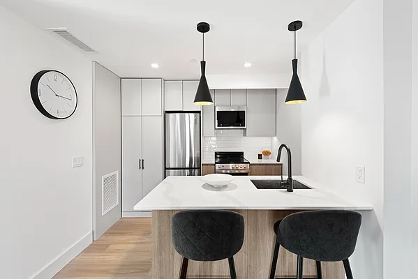 Rented by Nest Seekers International | media 9