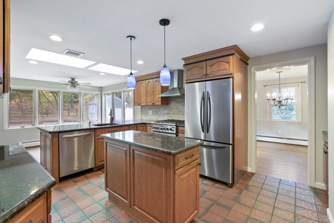 next background image