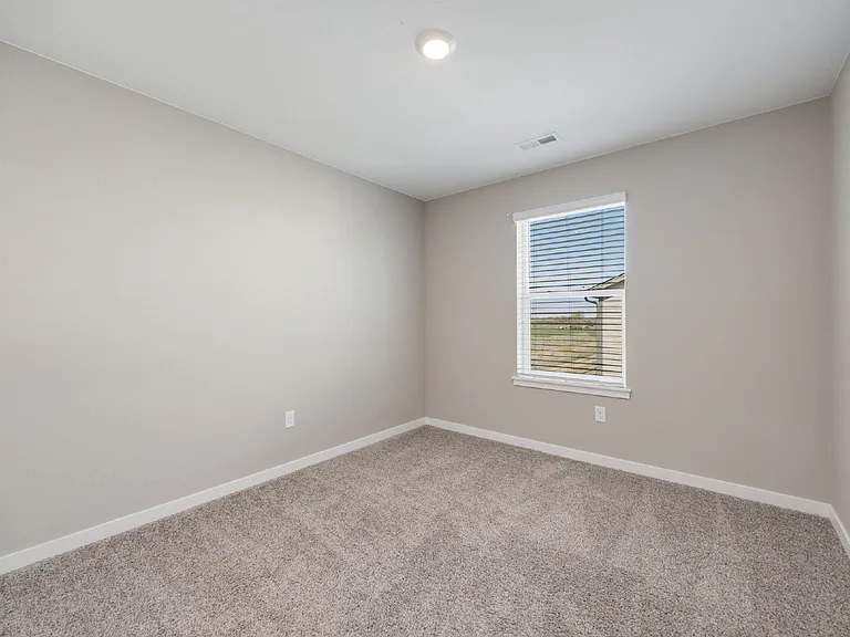 6133 B Street Rd — Photo 11