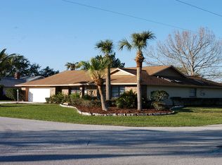 2 Cloverdale Ct S, Palm Coast, FL 32137