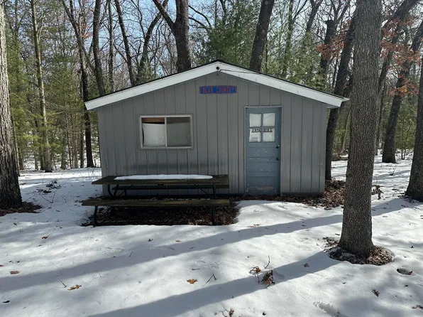 8192 W Cypress Ave, Baldwin, MI 49304