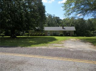 620 Sarah Simpson Rd, Iva, SC 29655