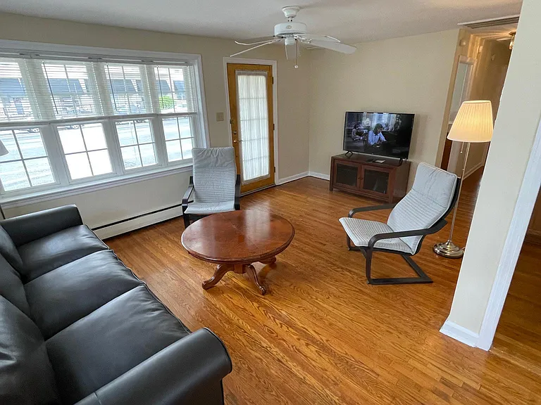 9401 Atlantic Ave — Photo 15