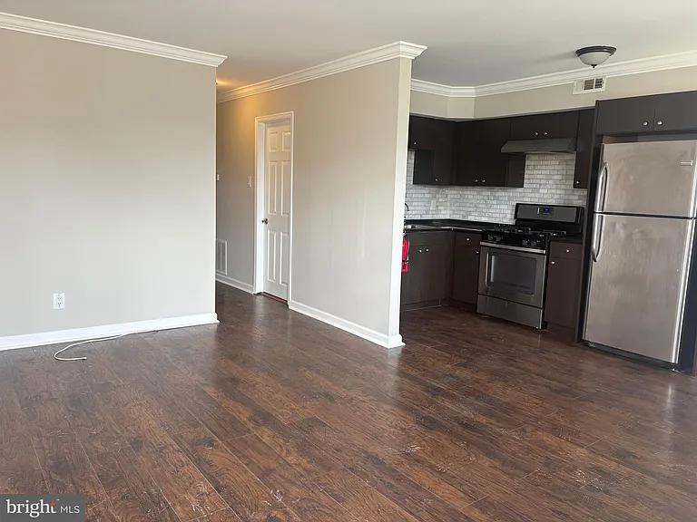 517 Tatum St — Photo 11