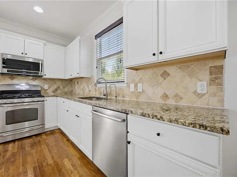 455 Park Place Ct — Photo 15