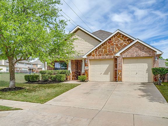 3rd image of 3917 Foreland Dr