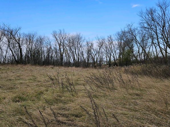 18660 Territorial Rd, Osseo, MN 55369