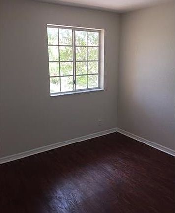 5th image of 4023 NW 92nd Ave