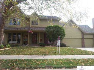 211 N 163rd St, Omaha, NE 68118