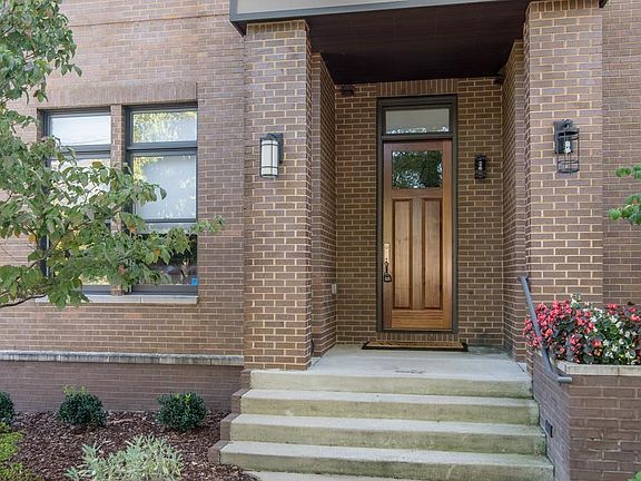 3rd image of 1700 18th Ave S #1700