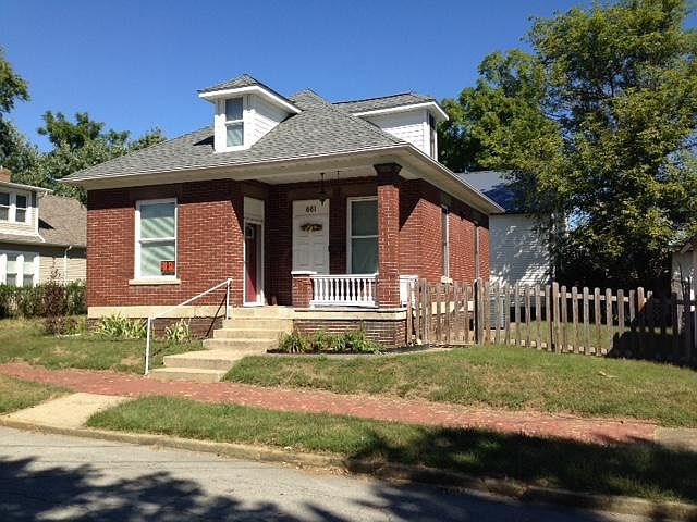 1st image of 661 E King St