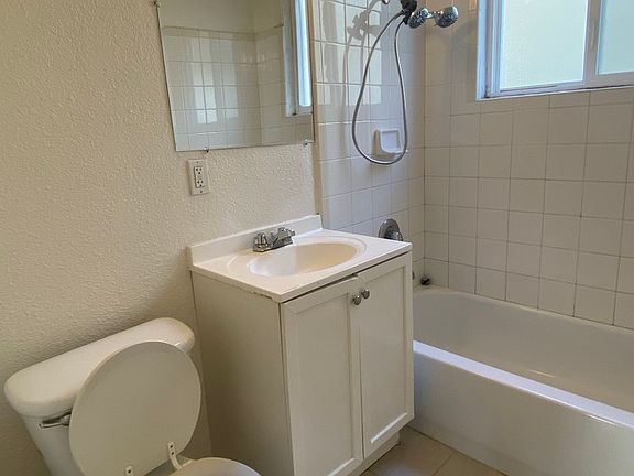 5th image of 239 Armour Ave #(2