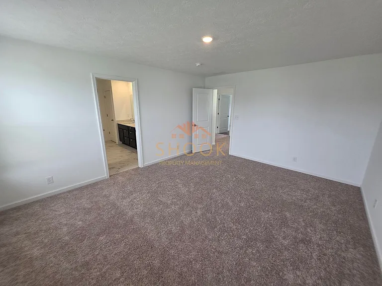 6272 Spirea Ct W — Photo 17