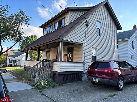 3rd image of 2276 14th St SW