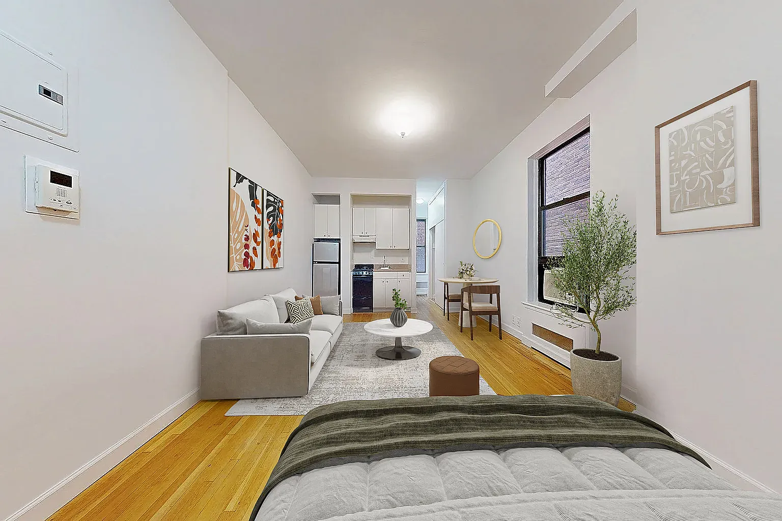 1125 Lexington Avenue — Photo 2