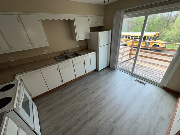 4th image of 1318 W Jeth Ct