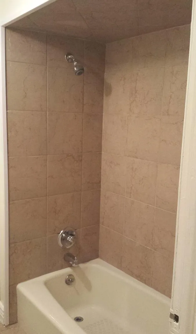 304 Grand Avenue NE — Photo 3