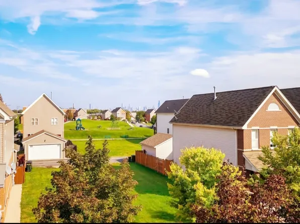 5211 W Galewood Ave #11, Chicago, IL 60639