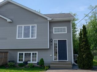 10 Salem Ct, Moncton, NB E1G0G5