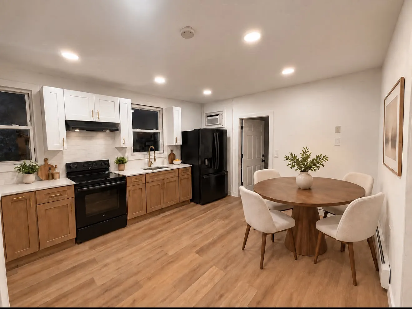 3 bed, $2,300 — Photo 1