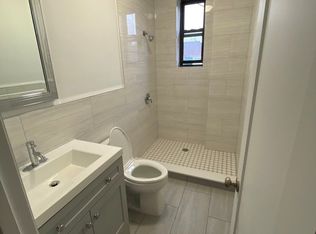 1701 Himrod St APT 2R, Ridgewood, NY 11385