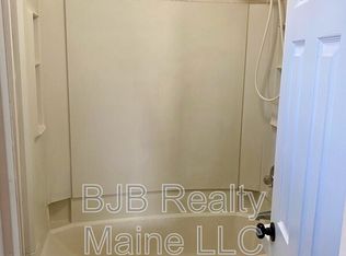 221 Woodford St APT 9, Portland, ME 04103
