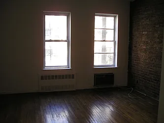 Rented by Eric Goodman Realty Corp