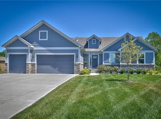 9100 SW 10th Ter, Blue Springs, MO 64064