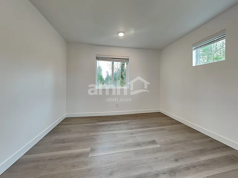 8007 Katriel Ct SW — Photo 14
